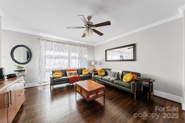 4743 Woodlark Lane, Charlotte, NC 28211