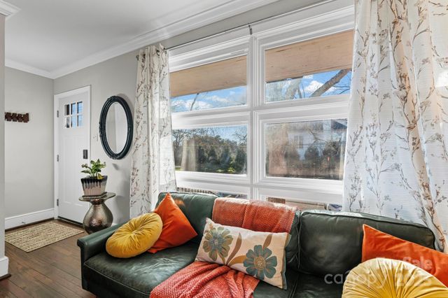 4743 Woodlark Lane, Charlotte, NC 28211