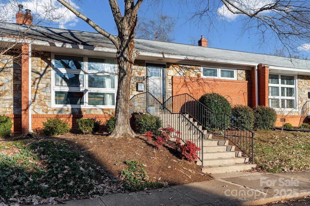 4743 Woodlark Lane, Charlotte, NC 28211