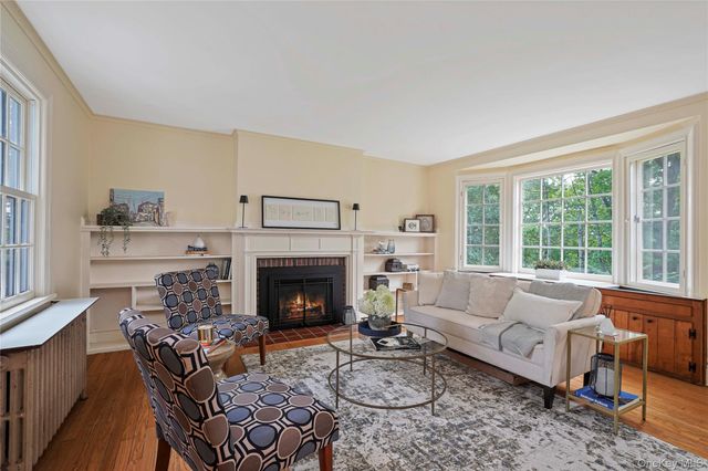 39 Forest Avenue, Hastings-on-hudson, NY 10706