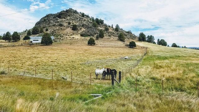 20893 Sprague River Road, Chiloquin, OR 97624