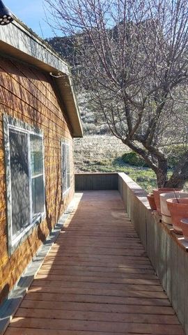 20893 Sprague River Road, Chiloquin, OR 97624