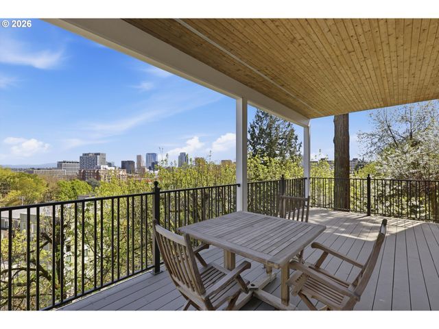 2107 Sw MARKET STREET Dr, Portland, OR 97201