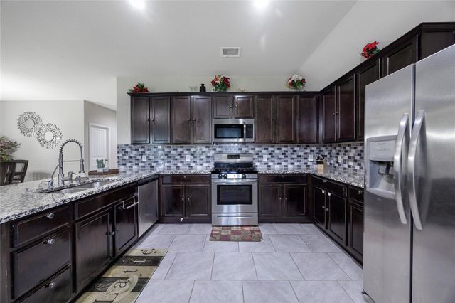 29614 Breakwater Drive, Katy, TX 77494