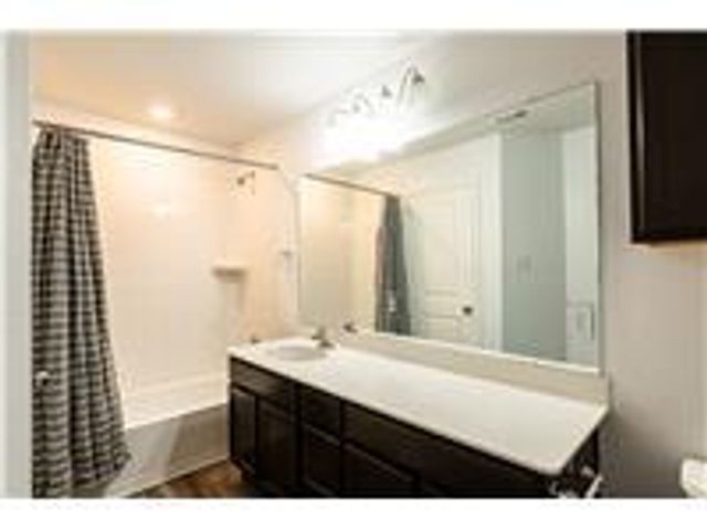 209 Reagor DR, Taylor, TX 76574