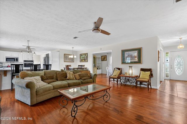 4242 HILLWOOD Road, Jacksonville, FL 32223