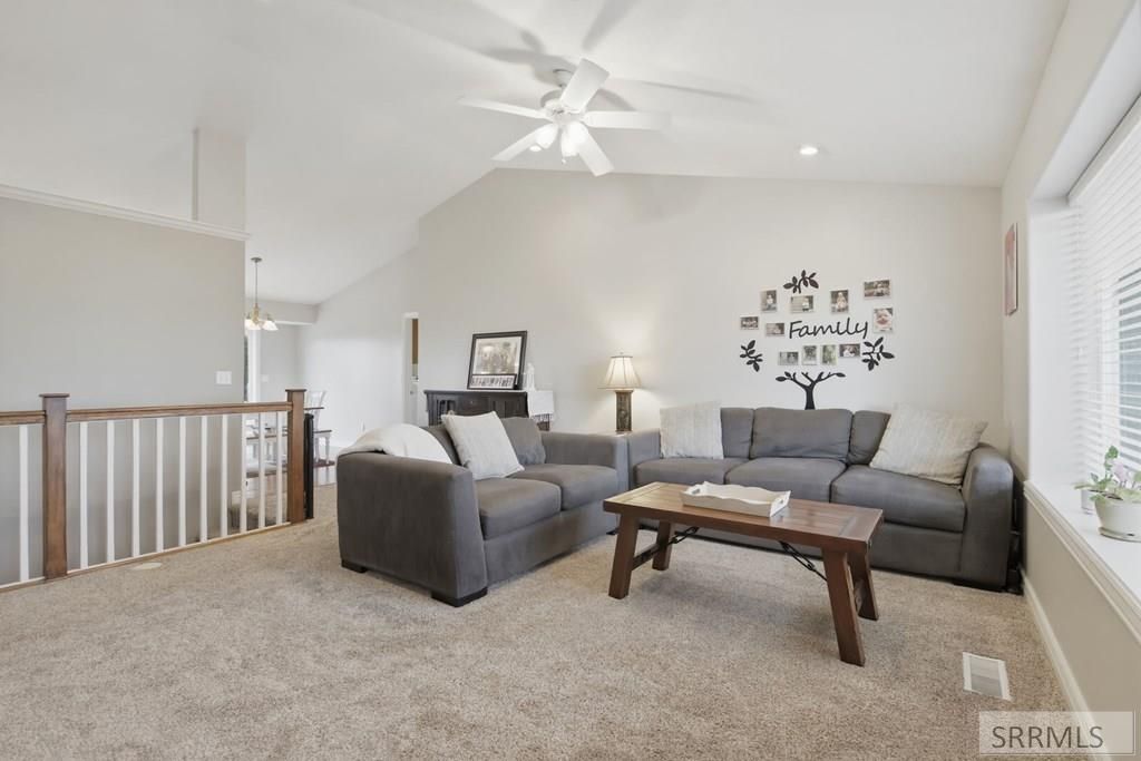 Image 13 of property listing at 3865 E 390 N, Rigby, ID 83442