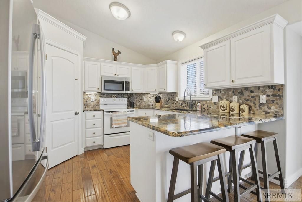 Image 22 of property listing at 3865 E 390 N, Rigby, ID 83442