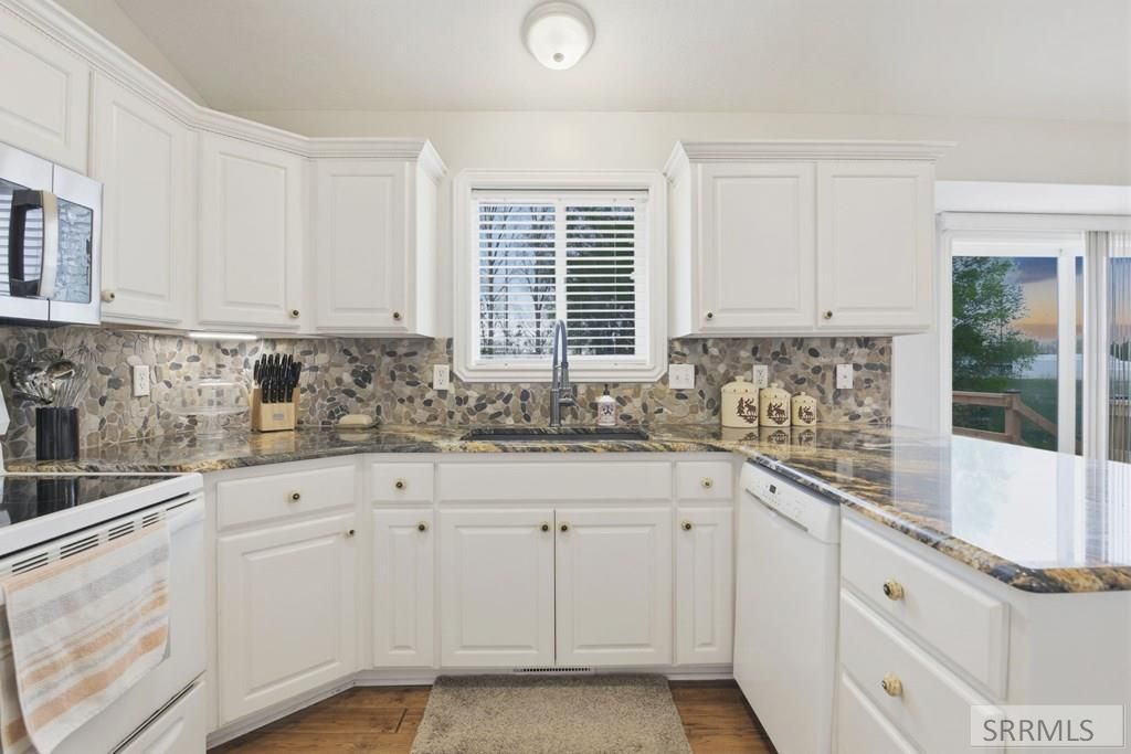 Image 23 of property listing at 3865 E 390 N, Rigby, ID 83442