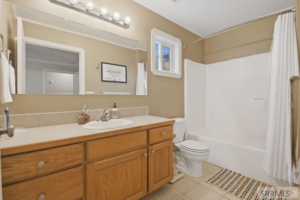 Image 30 of property listing at 3865 E 390 N, Rigby, ID 83442