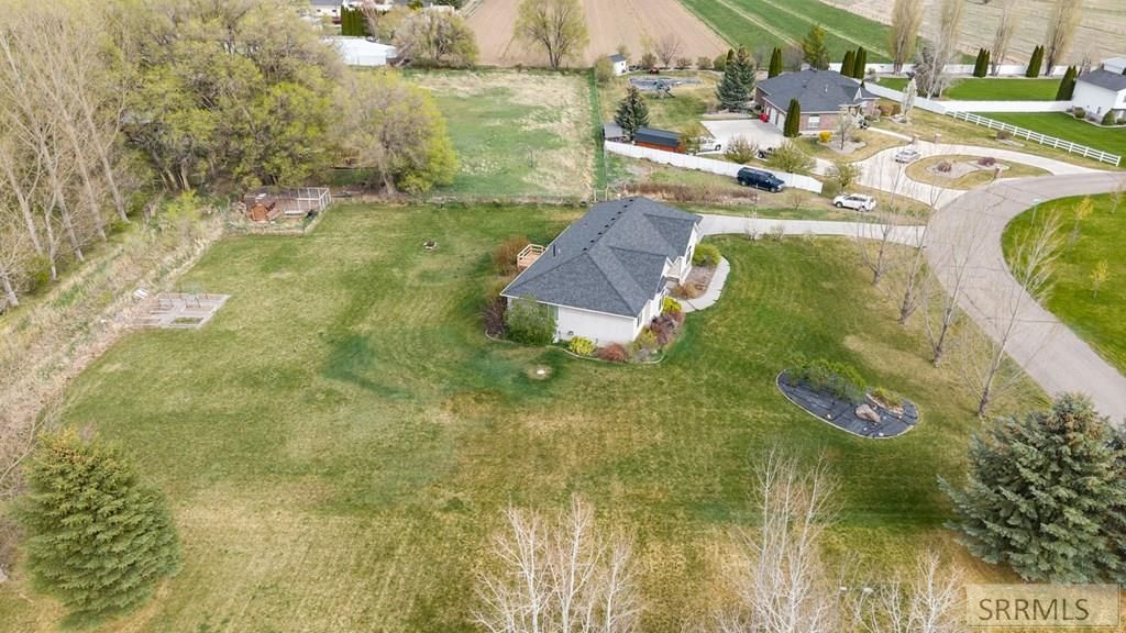 Image 61 of property listing at 3865 E 390 N, Rigby, ID 83442