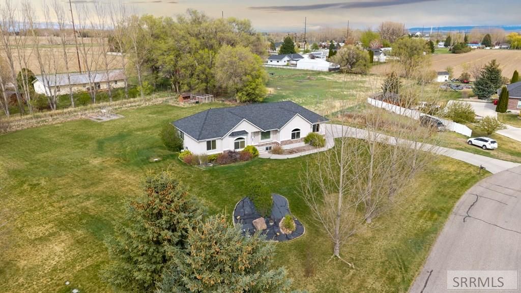 Image 63 of property listing at 3865 E 390 N, Rigby, ID 83442