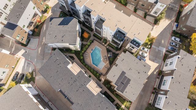 381 E Greenbriar Lane 1603, Dallas, TX 75203