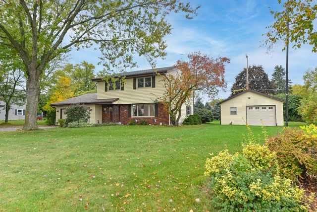 W147N7725 Northpoint DRIVE, Menomonee Falls, WI 53051