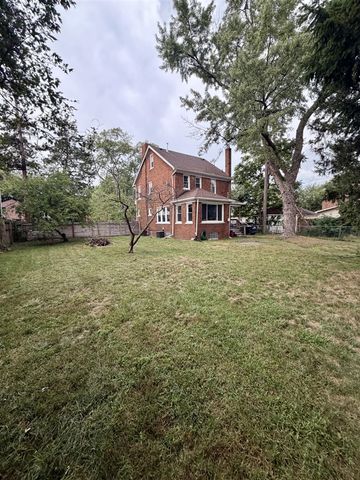 18988 Pennington Drive, Detroit, MI 48221