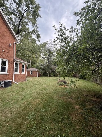18988 Pennington Drive, Detroit, MI 48221