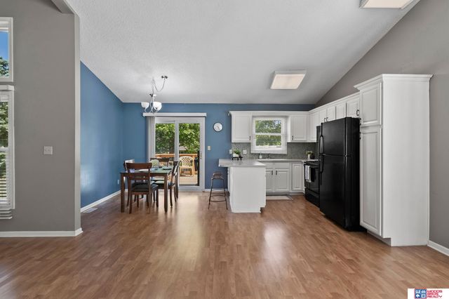 3006 Sequoia Drive, Lincoln, NE 68516
