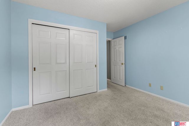 3006 Sequoia Drive, Lincoln, NE 68516
