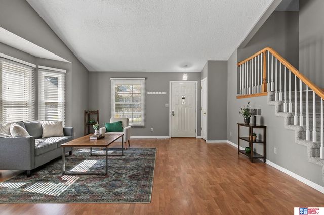 3006 Sequoia Drive, Lincoln, NE 68516