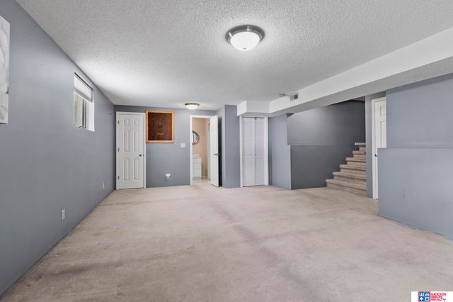 3006 Sequoia Drive, Lincoln, NE 68516