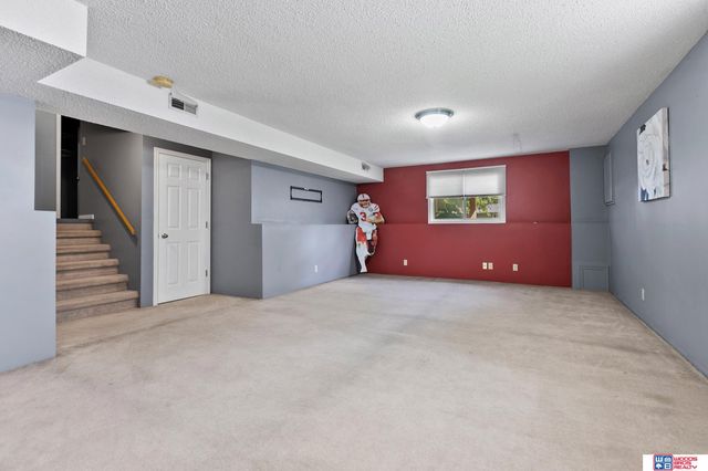 3006 Sequoia Drive, Lincoln, NE 68516