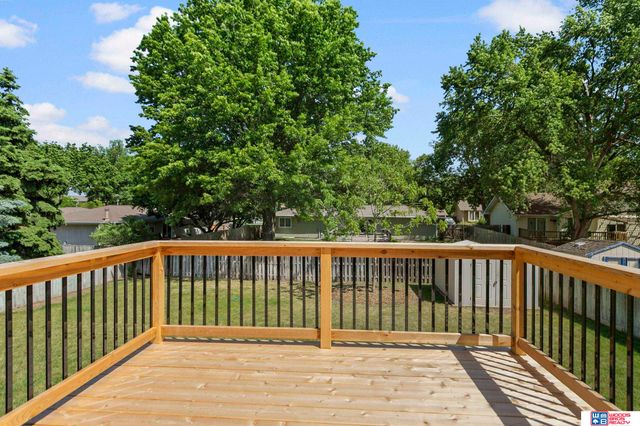3006 Sequoia Drive, Lincoln, NE 68516