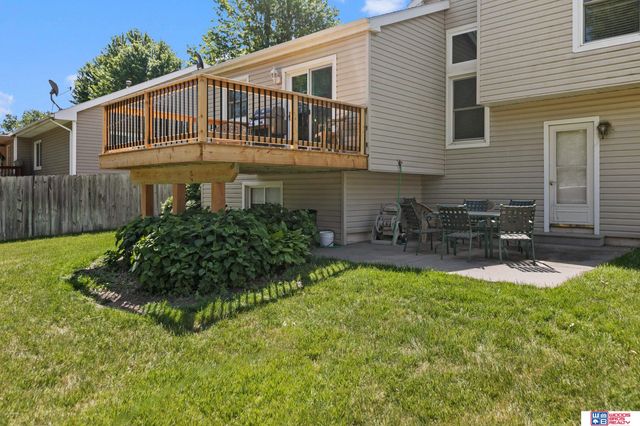 3006 Sequoia Drive, Lincoln, NE 68516