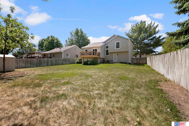 3006 Sequoia Drive, Lincoln, NE 68516
