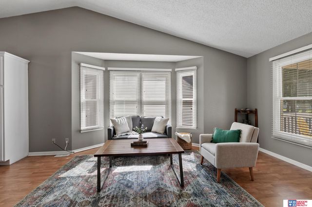 3006 Sequoia Drive, Lincoln, NE 68516