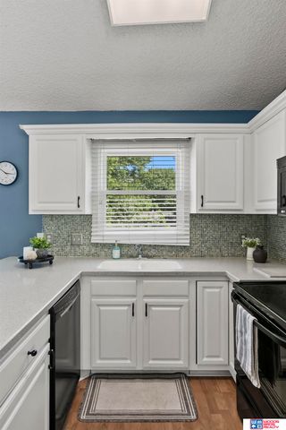 3006 Sequoia Drive, Lincoln, NE 68516