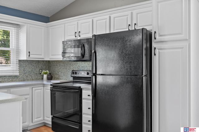 3006 Sequoia Drive, Lincoln, NE 68516