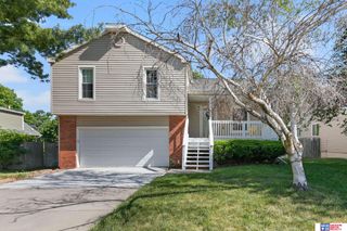 3006 Sequoia Drive, Lincoln, NE 68516