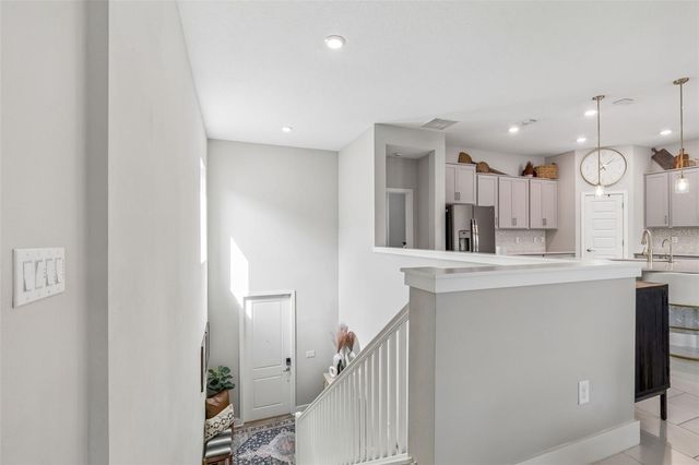 7414 S KISSIMMEE STREET, Tampa, FL 33616