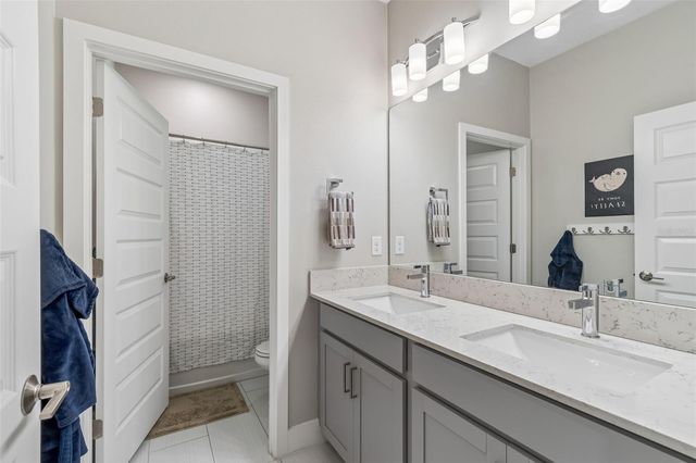 7414 S KISSIMMEE STREET, Tampa, FL 33616