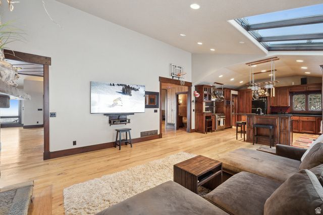 4552 S ZARAHEMLA DR, Millcreek, UT 84124