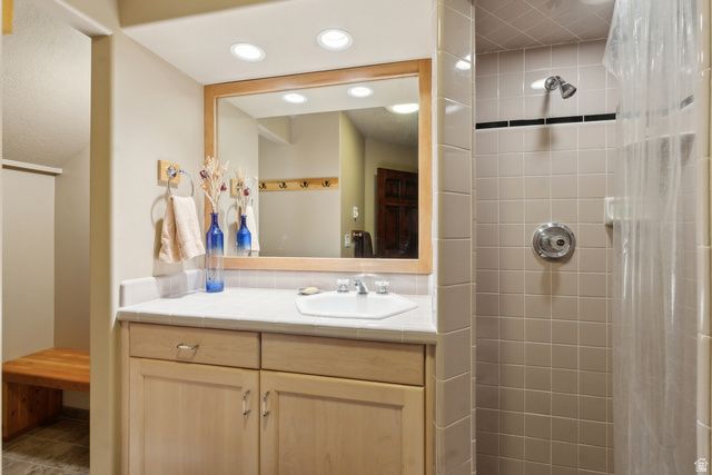 4552 S ZARAHEMLA DR, Millcreek, UT 84124