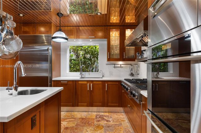 20251 W Oak Haven Circle, Miami, FL 33179