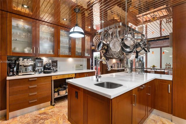 20251 W Oak Haven Circle, Miami, FL 33179
