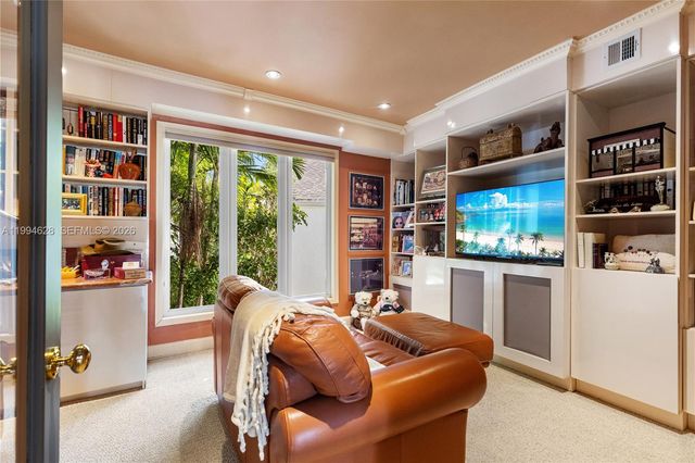 20251 W Oak Haven Circle, Miami, FL 33179