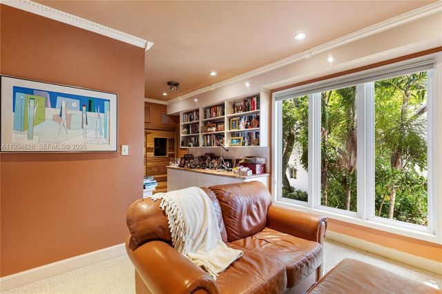20251 W Oak Haven Circle, Miami, FL 33179