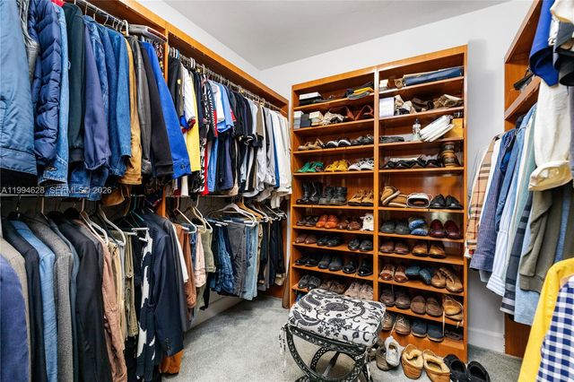 20251 W Oak Haven Circle, Miami, FL 33179