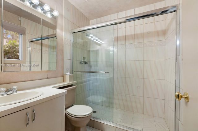 20251 W Oak Haven Circle, Miami, FL 33179