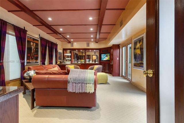 20251 W Oak Haven Circle, Miami, FL 33179