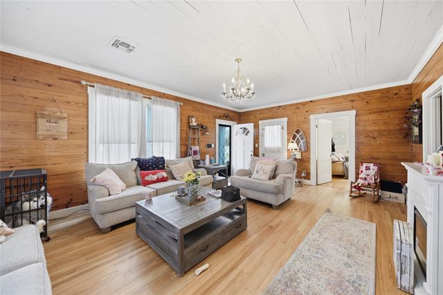 215 N Haupstrasse Street, Carmine, TX 78932