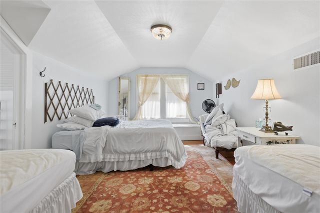 215 N Haupstrasse Street, Carmine, TX 78932