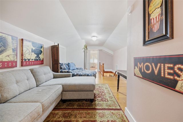 215 N Haupstrasse Street, Carmine, TX 78932