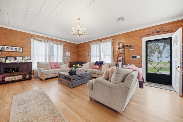 215 N Haupstrasse Street, Carmine, TX 78932