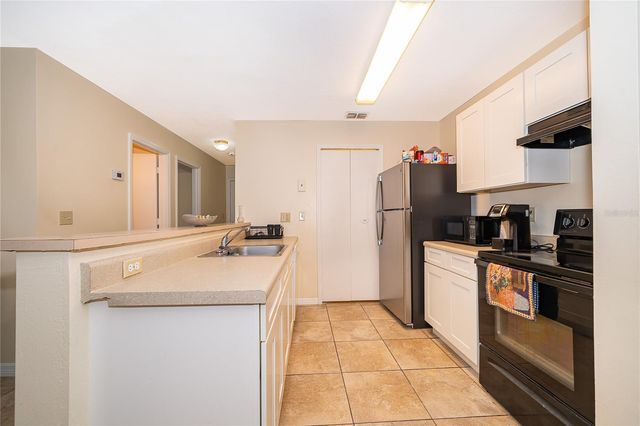 6040 WESTGATE DRIVE 103, Orlando, FL 32835