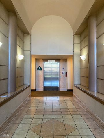 8690 Jaffa Court West Drive 14, Indianapolis, IN 46260