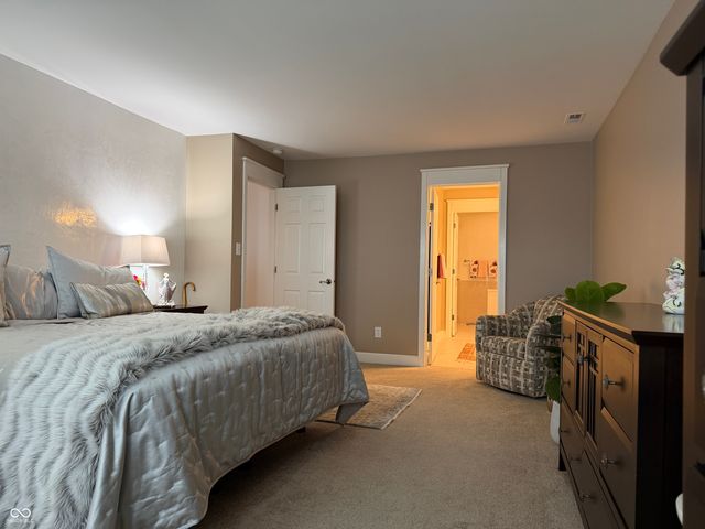 8690 Jaffa Court West Drive 14, Indianapolis, IN 46260